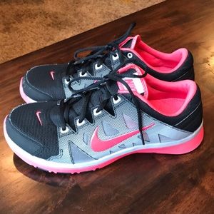 Women’s Nike Flex Supreme TR2 Size 10.5